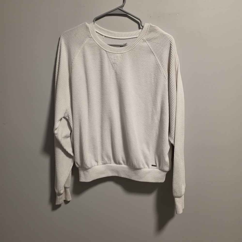 Hollister Women's Soft Cream Crew Neck Top